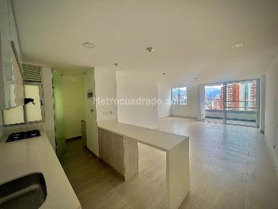 Apartamento de 2 alcobas en venta en Edificio Bianco, Sabaneta, 79 m² · foto 4 de 19
