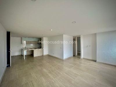 Apartamento de 2 alcobas en venta en Edificio Bianco, Sabaneta, 79 m² · foto 7 de 19