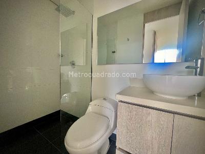 Apartamento de 2 alcobas en venta en Edificio Bianco, Sabaneta, 79 m² · foto 9 de 19