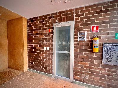 Apartamento de 2 alcobas en venta en Ciudadela Monteazul, Sabaneta, 69 m² · foto 12 de 20