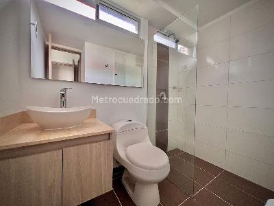Apartamento de 2 alcobas en venta en Ciudadela Monteazul, Sabaneta, 69 m² · foto 16 de 20