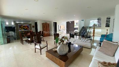 Casa de 5 alcobas en venta en Condominio Ruitoque, Floridablanca, 490 m² · foto 5 de 19