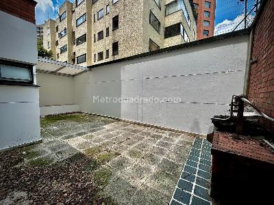 Apartamento de 3 alcobas en venta en Chico Nogal, Bogotá, 150 m² · foto 5 de 12