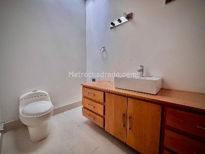Casa de 5 alcobas en venta en Casa Campestre Vereda Cabeceras, Rionegro, 368 m² · foto 17 de 20