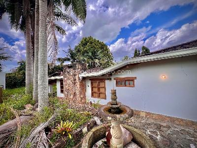 Casa de 5 alcobas en venta en Casa Campestre Vereda Cabeceras, Rionegro, 368 m² · foto 2 de 20