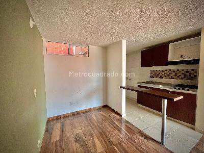Apartamento de 3 alcobas en venta en Conjunto Residencial Sauco, Soacha, 52 m² · foto 5 de 13