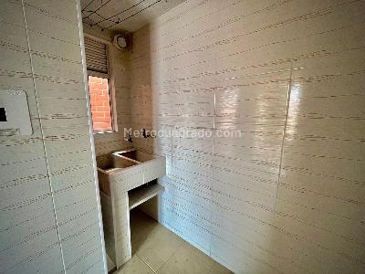 Apartamento de 3 alcobas en venta en Conjunto Residencial Sauco, Soacha, 52 m² · foto 6 de 13