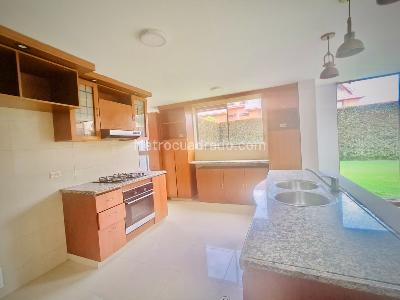 Casa de 3 alcobas en venta en Conjunto Residencial Santa Bibiana Ii, Cajicá, 542 m² · foto 11 de 19