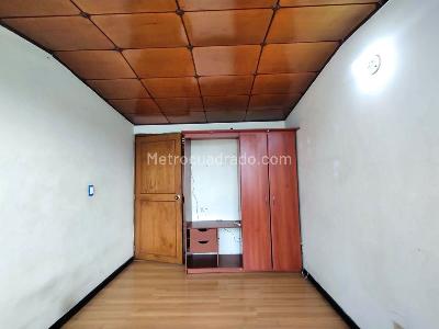 Casa de 5 alcobas en venta en Normandia, Bogotá, 259 m² · foto 5 de 7