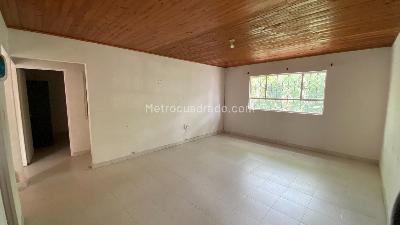 Casa de 5 alcobas en venta en Lagos I, Floridablanca, 330 m² · foto 13 de 20