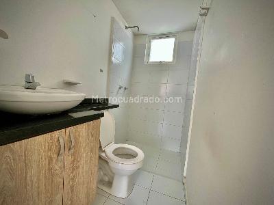 Apartamento en venta en Ciudad Melendez, Cali · foto 3 de 16
