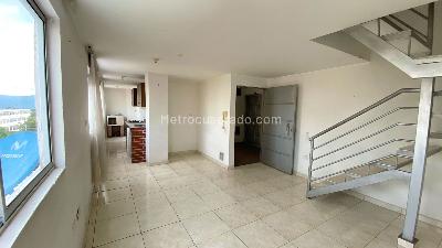 Apartamento de 3 alcobas en venta en Comuneros, Bucaramanga, 70 m² · foto 4 de 13