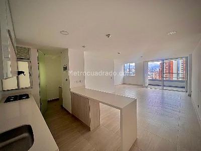 Apartamento de 2 alcobas en venta en Edificio Bianco, Sabaneta, 79 m² · foto 12 de 17