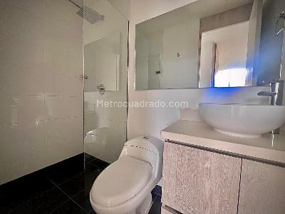 Apartamento de 2 alcobas en venta en Edificio Bianco, Sabaneta, 79 m² · foto 13 de 17