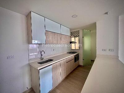 Apartamento de 2 alcobas en venta en Edificio Bianco, Sabaneta, 79 m² · foto 10 de 17