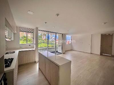 Apartamento de 2 alcobas en venta en Edificio Bianco, Sabaneta, 78 m² · foto 4 de 15