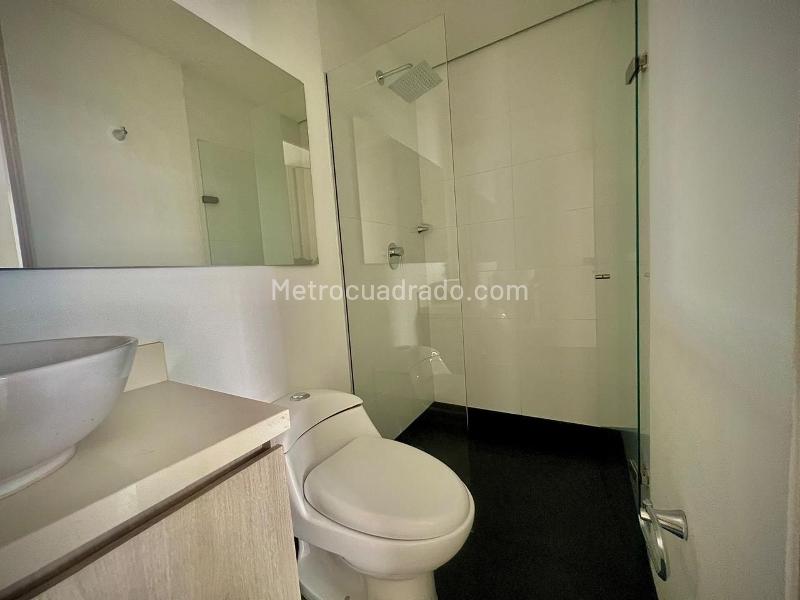 Apartamento en Venta, EDIFICIO BIANCO, Sabaneta - Więcej