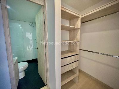 Apartamento de 2 alcobas en venta en Edificio Bianco, Sabaneta, 74 m² · foto 4 de 17