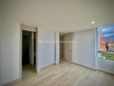 Apartamento de 2 alcobas en venta en Edificio Bianco, Sabaneta, 74 m² · foto 9 de 17