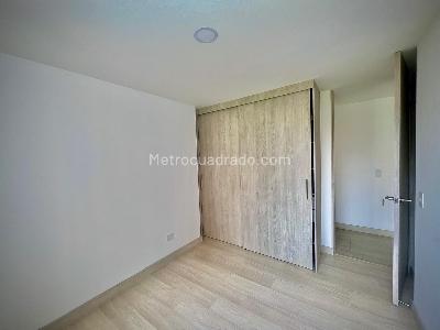 Apartamento de 2 alcobas en venta en Edificio Bianco, Sabaneta, 74 m² · foto 7 de 20