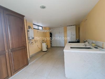 Casa de 4 alcobas en venta en Fonqueta, Chía, 1276 m² · foto 3 de 20