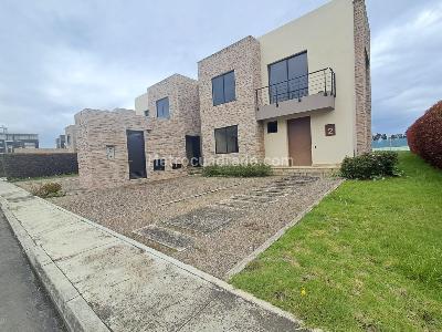 Casa de 3 alcobas en venta en Conjunto De Casas Campestres Verde Vivo, Cajicá, 157 m² · foto 1 de 5
