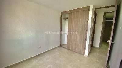 Apartamento de 3 alcobas en venta en Conjunto Brizza, Floridablanca, 78 m² · foto 11 de 19
