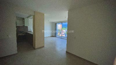 Apartamento de 3 alcobas en venta en Conjunto Brizza, Floridablanca, 78 m² · foto 3 de 19