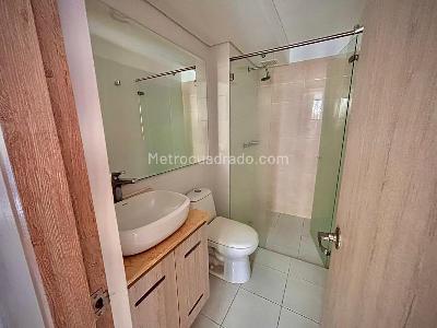 Apartamento de 3 alcobas en venta en Conjunto Residencial Torreon De Varsovia, Ibagué, 64 m² · foto 11 de 12