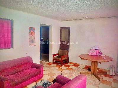Casa de 4 alcobas en venta en Brasilia, Bogotá, 72 m² · foto 4 de 14