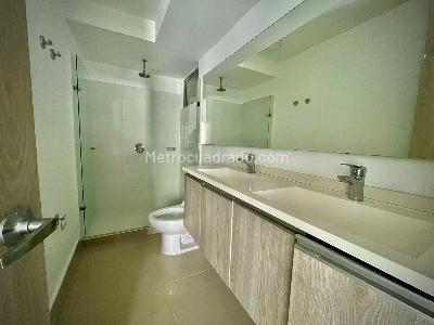 Apartamento en venta en Valle Del Lili, Cali · foto 15 de 20