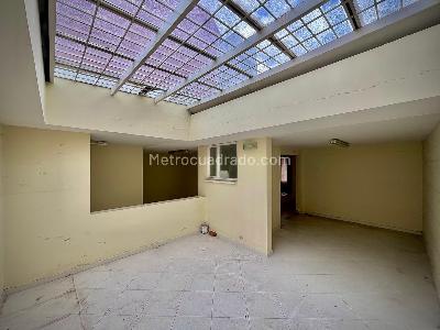 Casa de 5 alcobas en venta en Cedritos, Bogotá, 278 m² · foto 4 de 20