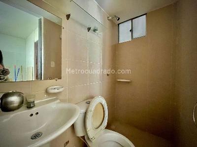 Apartamento de 3 alcobas en venta en Altos Del Parque, Barranquilla, 75 m² · foto 5 de 17