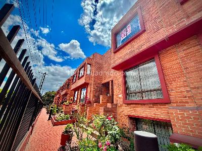 Casa de 4 alcobas en venta en Hayuelos Mayorca, Bogotá, 137 m² · foto 11 de 19