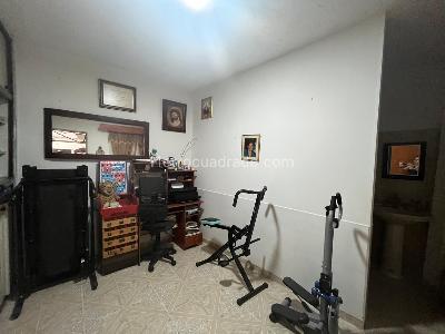 Casa de 5 alcobas en venta en Restrepo, Ibagué, 146 m² · foto 11 de 17