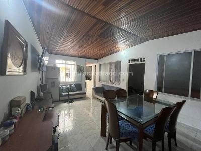 Casa de 5 alcobas en venta en Restrepo, Ibagué, 146 m² · foto 14 de 17