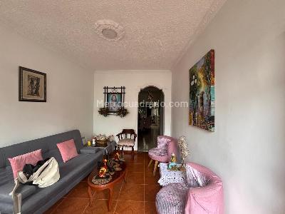 Casa de 5 alcobas en venta en Restrepo, Ibagué, 146 m² · foto 3 de 17
