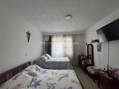 Casa de 5 alcobas en venta en Restrepo, Ibagué, 146 m² · foto 6 de 17