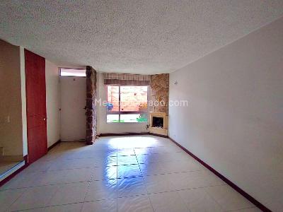 Casa de 3 alcobas en venta en Conjunto Residencial Villas Del Trebol, Funza, 82 m² · foto 2 de 4