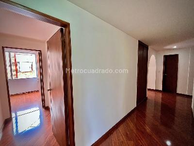 Apartamento de 4 alcobas en venta en Santa Barbara Oriental Edificio Aymara, Bogotá, 160 m² · foto 10 de 20