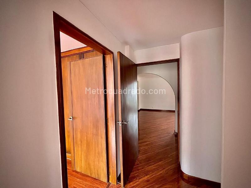 Piso – Bogotá, Usaquén, Localidad Usaquén - Más