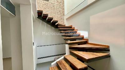 Casa de 5 alcobas en venta en Edificio La Gran Manzana, Girardot, 156 m² · foto 8 de 20