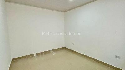 Casa de 4 alcobas en venta en Portachuelo, Girardot, 156 m² · foto 17 de 20
