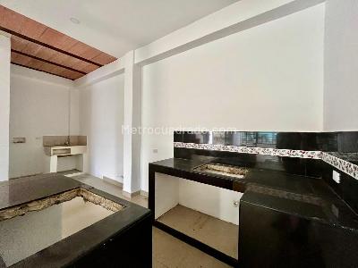 Casa de 4 alcobas en venta en Portachuelo, Girardot, 156 m² · foto 6 de 20