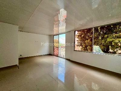 Casa de 4 alcobas en venta en Portachuelo, Girardot, 156 m² · foto 7 de 20