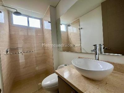 Apartamento de 3 alcobas en venta en Conjunto Eva Punta Arena, Girardot, 84 m² · foto 13 de 19