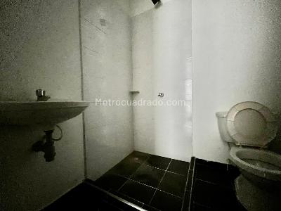 Casa de 4 alcobas en venta en Santa Isabel, Girardot, 98 m² · foto 13 de 16