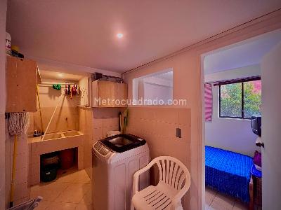 Apartamento de 3 alcobas en venta en El Poblado, Medellín, 143 m² · foto 18 de 20