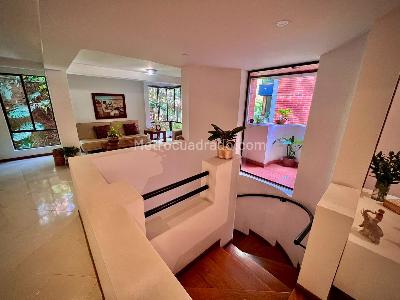 Apartamento de 3 alcobas en venta en El Poblado, Medellín, 143 m² · foto 9 de 20