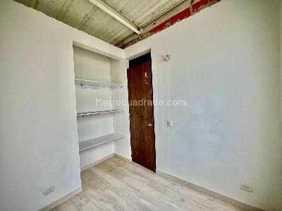Casa de 3 alcobas en venta en Condominio Malaga, Girardot, 50 m² · foto 11 de 16